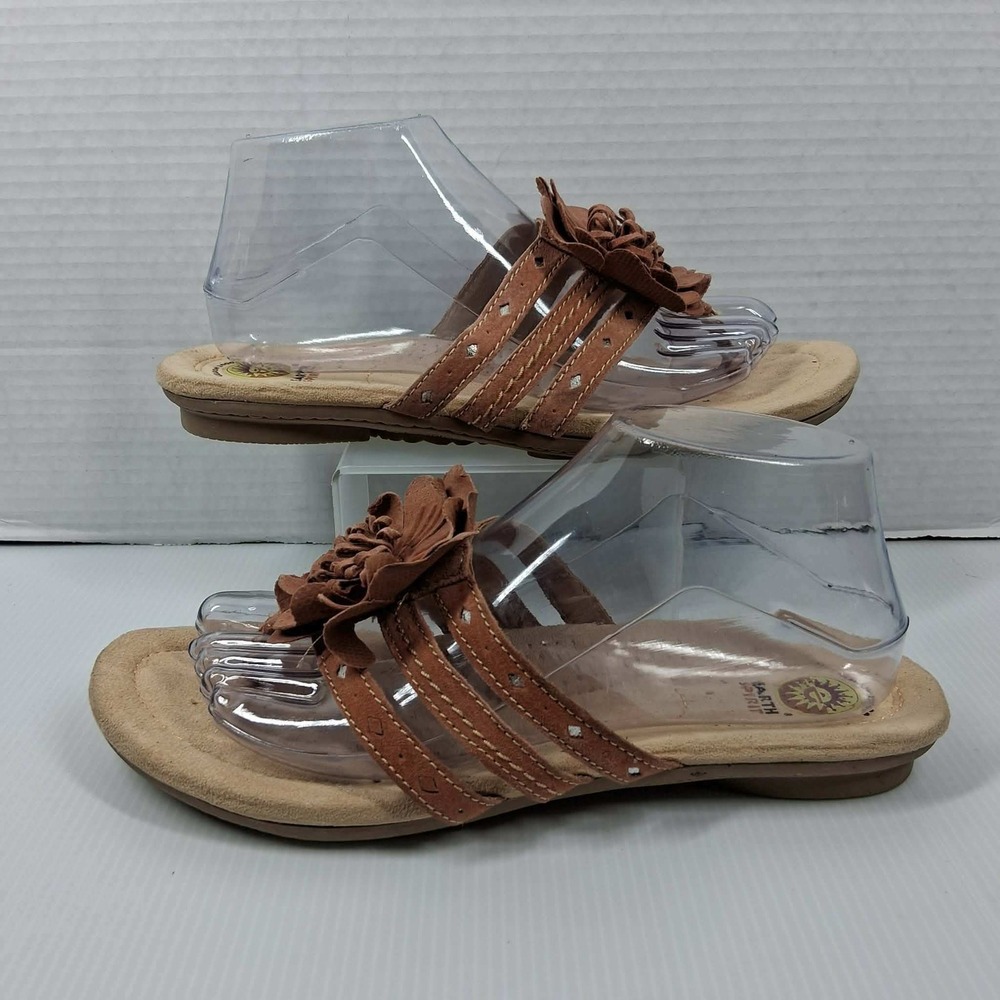 Earth Spirit Womens 9.5 Cognac Brown Leather Floral Thong Sandals WMER1360054